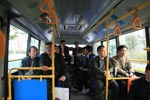 嘉賓試乘AMT公交車