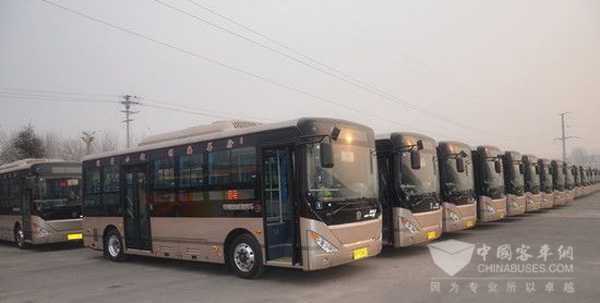 新投入的180臺(tái)新能源純電動(dòng)公交車