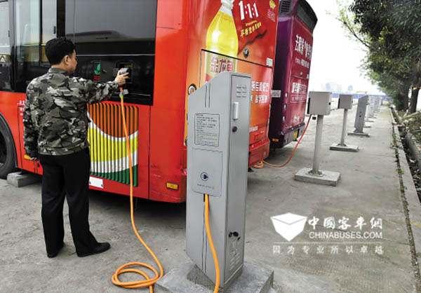 珠三角首個(gè)大型純電動(dòng)公交車充電站啟用