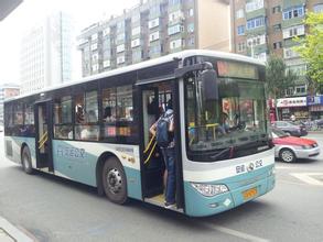 沈陽(yáng)：300余輛公交預(yù)備車(chē)上線運(yùn)營(yíng)