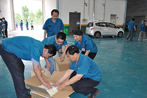 企業(yè)風采：豪沃客車