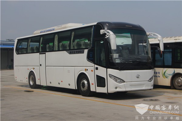 南京金龍NJL6117BEV客車（純電動24-53座）