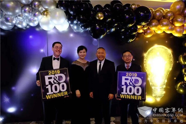 喜訊！微宏榮獲“R&D100 Award”研發(fā)創(chuàng)新大獎(jiǎng)