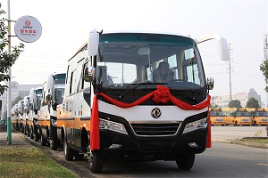 助力草原鐵路振興發(fā)展 東風(fēng)超龍工程車批量交付呼局