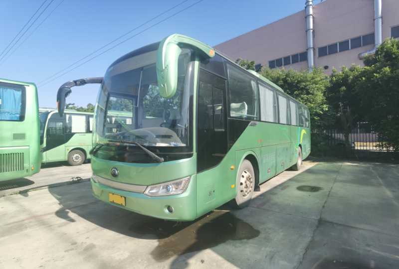 深圳龍華區(qū)東環(huán)二路華堯名車廣場特A1 一哥車業(yè)