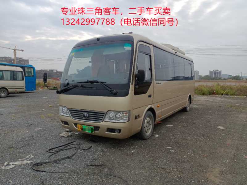 2015年4月 20座帶質(zhì)保新能源寧德時(shí)代宇通客車