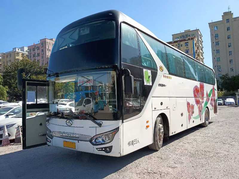 2015年12月 55座有中門氣囊大金龍6119旅游車