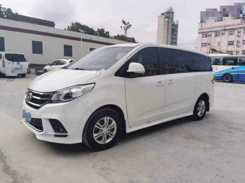 2019年12月 可提雙檔8座藍(lán)牌大后備箱大通G10車