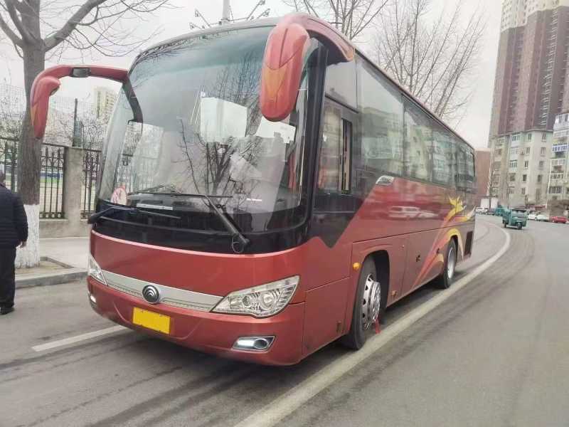 2019年1月 36座國(guó)五宇通6906客車(chē)