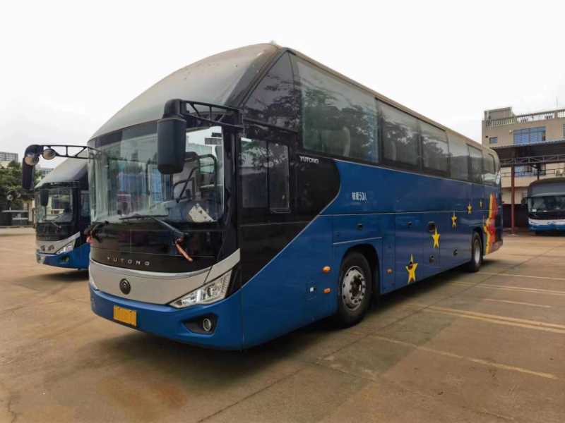  同款4臺公里數(shù)少50座國六氣囊中門四輪碟剎宇通6128型客車 