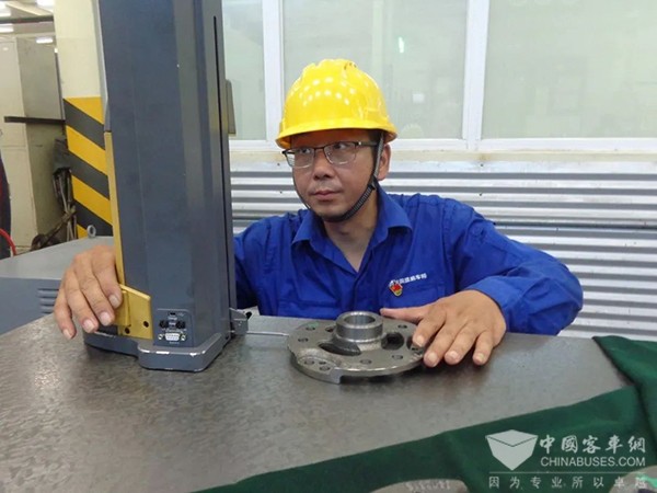 東風德納車橋 技能競賽 冠軍獲得者 高超技能