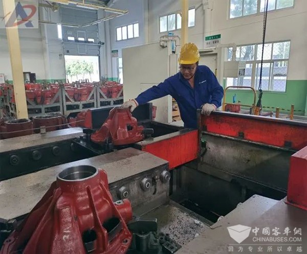 東風(fēng)德納車橋 十堰工廠 減速器車間 秋季訂單增加