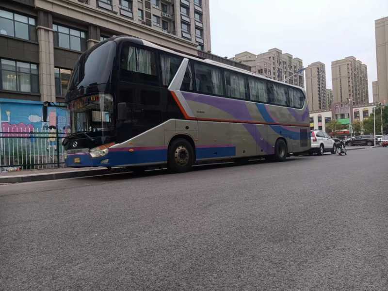 鍋爐暖氣52座金龍6129氣囊高配旅游車