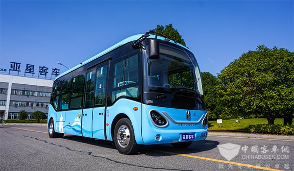 整車產(chǎn)品2023 亞星客車 JS6708GHBEV 純電動 低入口 城市客車