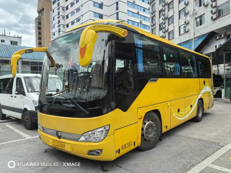 國五38座宇通6906氣囊車