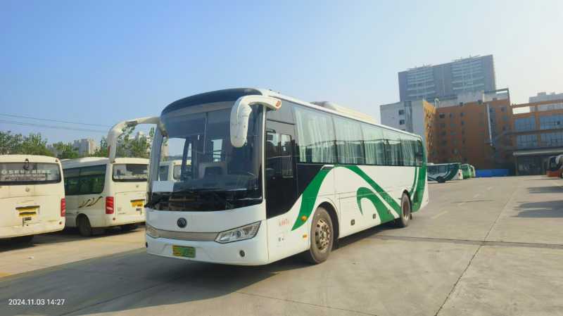 多臺(tái)47座純電宇通6115營運(yùn)電車