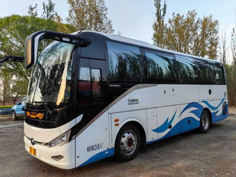 2022年7月東北配國六有公告中空玻璃鍋爐暖氣38座宇通C9L旅游車