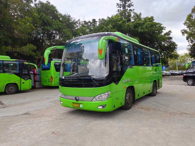 2019年上牌一批34座寧德時(shí)代宇通6826營(yíng)運(yùn)版電車(chē)