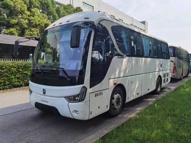 2021年5月上牌國(guó)五36座有暖氣亞星氣囊旅游車(chē)