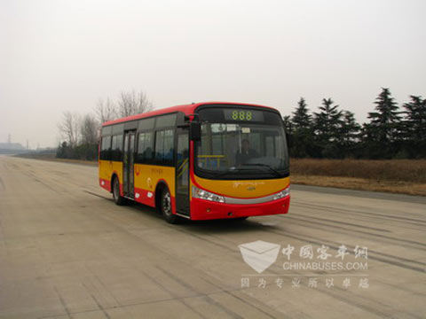 揚(yáng)子江牌WG6920CH0N型城市客車