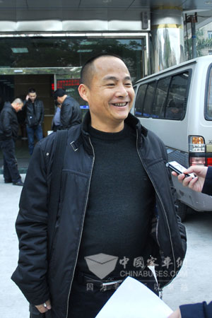 遂溪安達客運車隊王廣如總經(jīng)理接受采訪