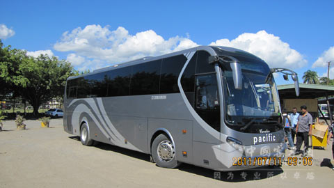 中通針對斐濟市場開發(fā)的LCK6125H凱越豪華客車