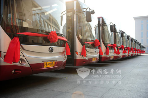 106輛宇通混合動(dòng)力客車(chē)交付天津公交集團(tuán)