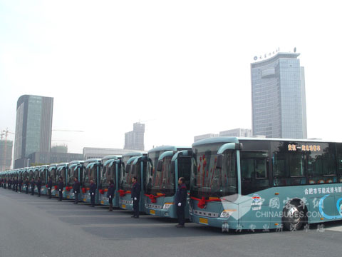 合肥電動(dòng)公交車(chē)