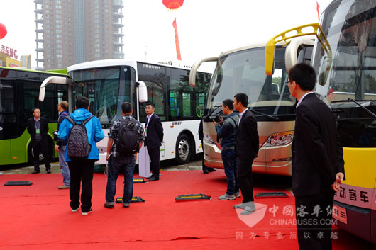 安凱客車亮相安徽新能源汽車發(fā)展國(guó)際論壇現(xiàn)場(chǎng)