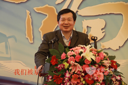 中國科學(xué)院物理研究所、中國凝聚態(tài)物理國家實驗室研究員黃學(xué)杰