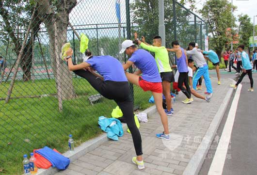 運動員們積極備戰(zhàn)勇奪金牌