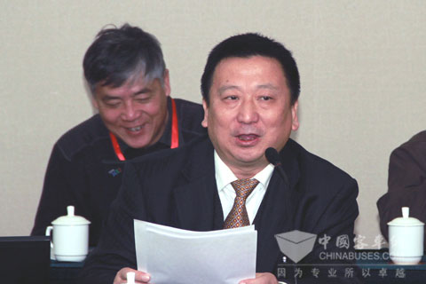 深圳市運(yùn)發(fā)集團(tuán)資產(chǎn)機(jī)務(wù)部部長于懷勇