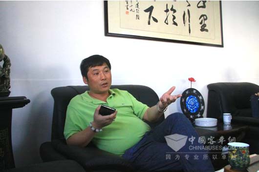 　上海弘茂汽車租賃有限公司董事長(zhǎng)俞敏慶先生