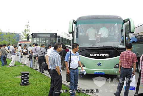 上海申龍平安中國行活動評車現(xiàn)場