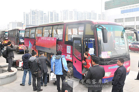 “海格”世博大篷車暢游全國