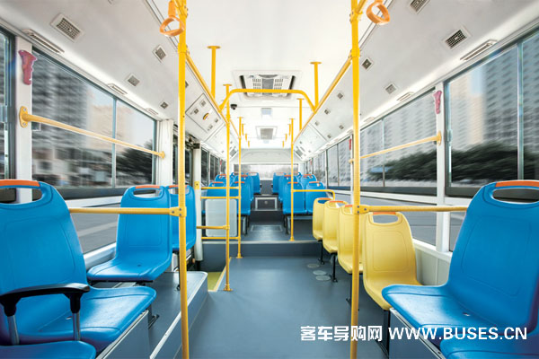 宇通ZK6825HNG2公交車（天然氣國五14-22座）