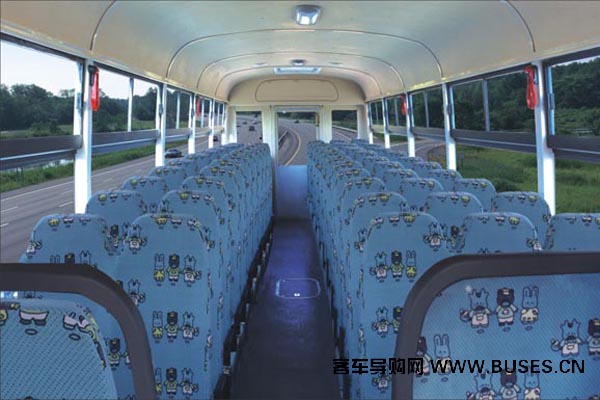 黃海DD6100C02FXN中小學(xué)生專(zhuān)用校車(chē)（天然氣國(guó)五24-51座）