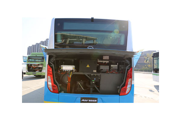 福田歐輝BJ6105EVCA-2公交車（純電動(dòng)10-37座）