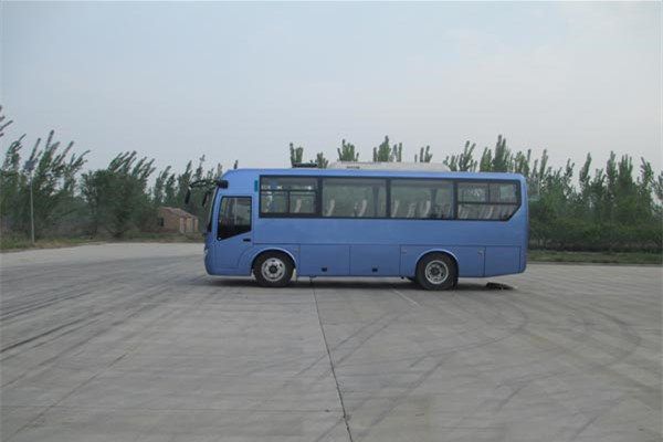 齊魯BWC6765KN客車（天然氣國五24-32座）