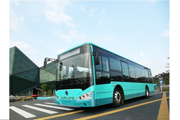 申龍SLK6109ULE0BEVS2公交車（純電動10-40座）