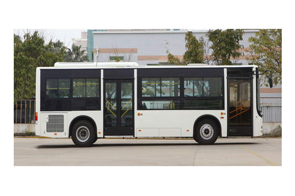 金旅XML6855JEVW0C公交車（純電動10-27座）