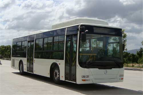 金旅XML6125JHEVG5CN3公交車（天然氣/電混動國五10-40座）