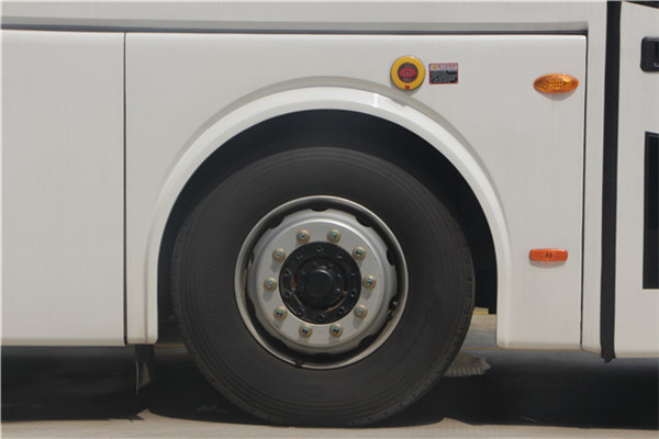 南京金龍NJL6117BEV29客車（純電動(dòng)24-48座）