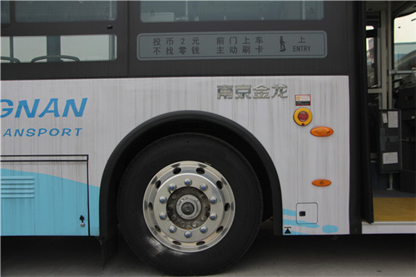 南京金龍NJL6129BEV23公交車（純電動24-36座）