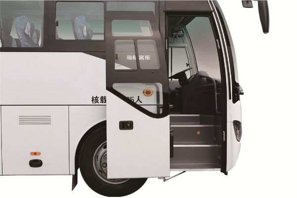 海格KLQ6902KAE51D客車（柴油國五24-41座）