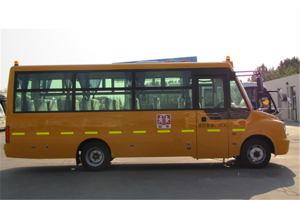 舒馳YTK6750X5小學(xué)生專用校車（柴油國(guó)五24-41座）