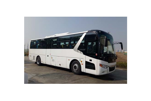 中通LCK6117EVGA公交車（純電動(dòng)24-52座）