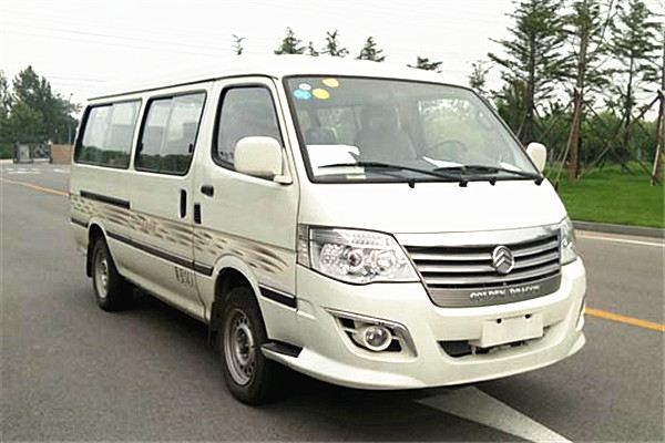 金旅XML6532J95客車（汽油國(guó)五10-12座）