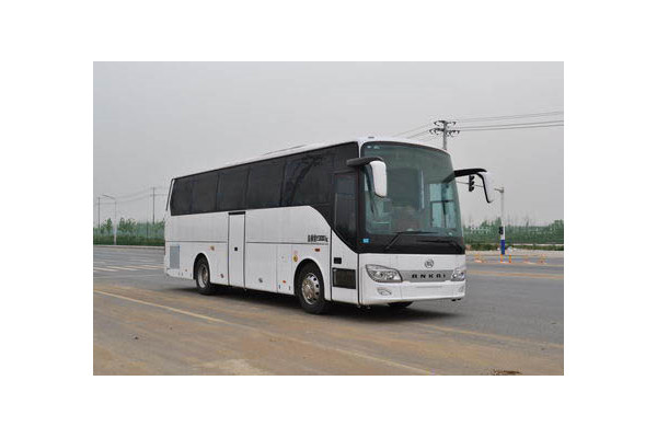 女神JB5150XYL5醫(yī)療車(chē)（柴油國(guó)五2-14座）