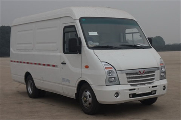 五菱GL5041XXYBEV廂式運(yùn)輸車(chē)（純電動(dòng)3座）